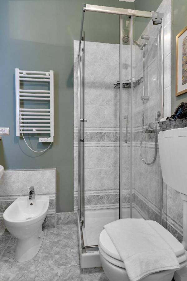Navigli Top Floor Apartment 15 Mins From Duomo Milaan Buitenkant foto