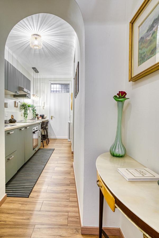 Navigli Top Floor Apartment 15 Mins From Duomo Milaan Buitenkant foto